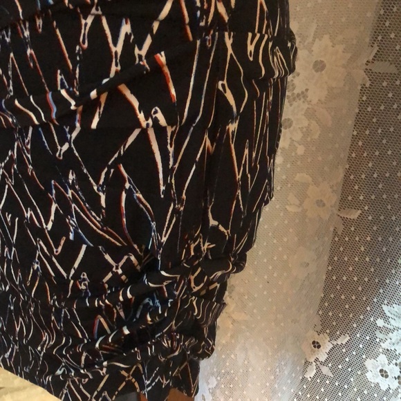 BCBGeneration Dress Asymmetrical Top Black Red White Blue Bottom Dress - Picture 4 of 10